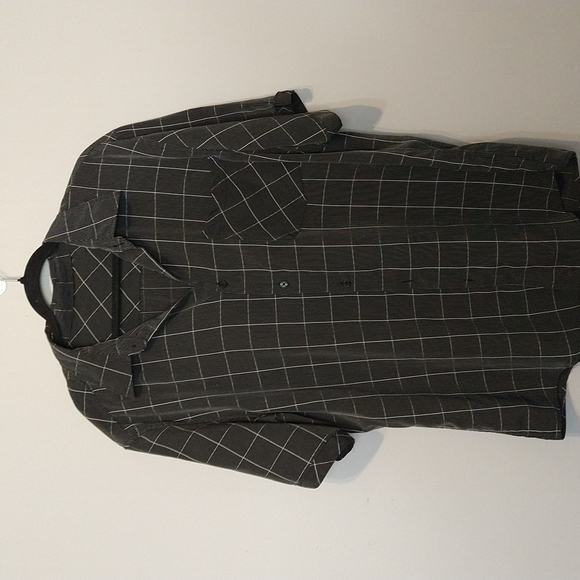 Black and White short sleeves button up - Picture 1 of 2